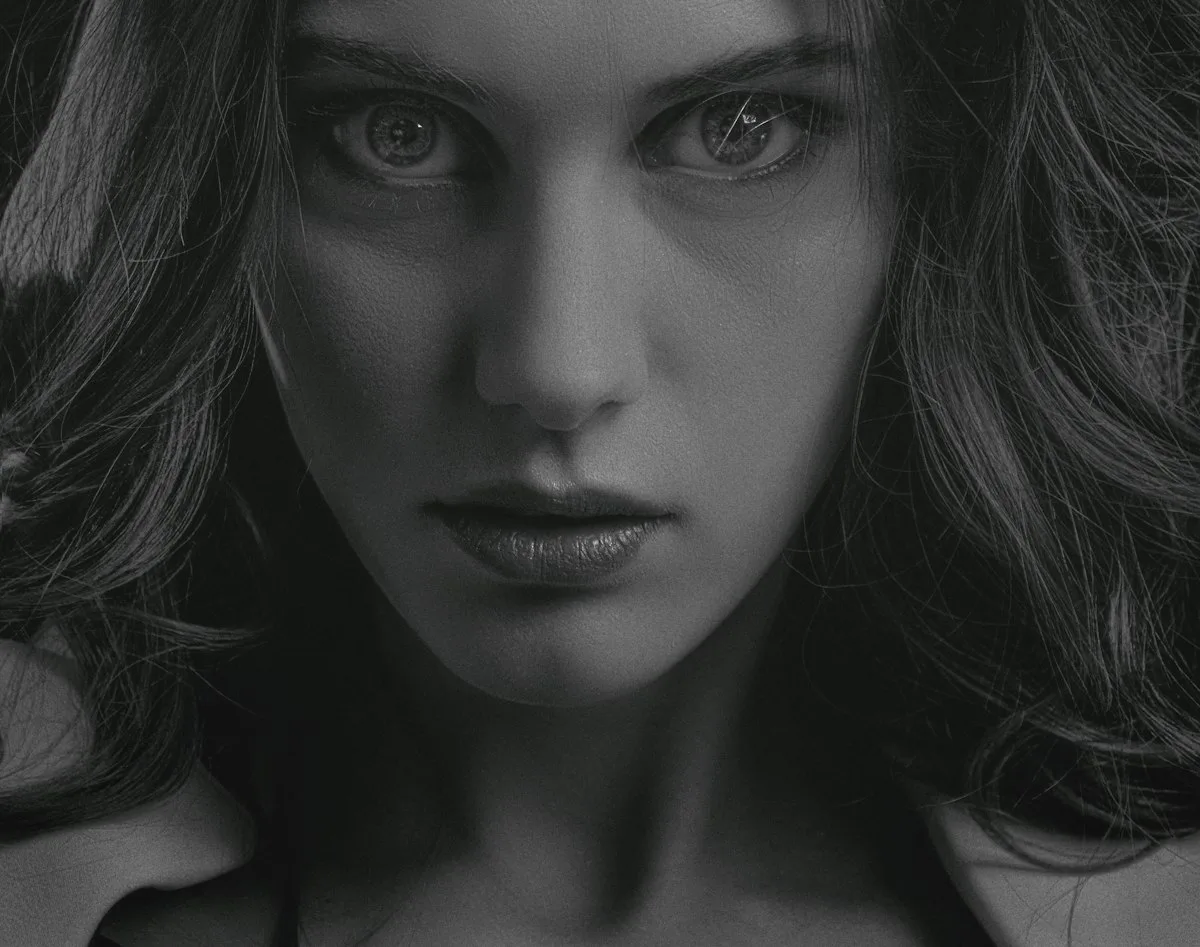 Does Eyelid Surgery Make You Look Younger?