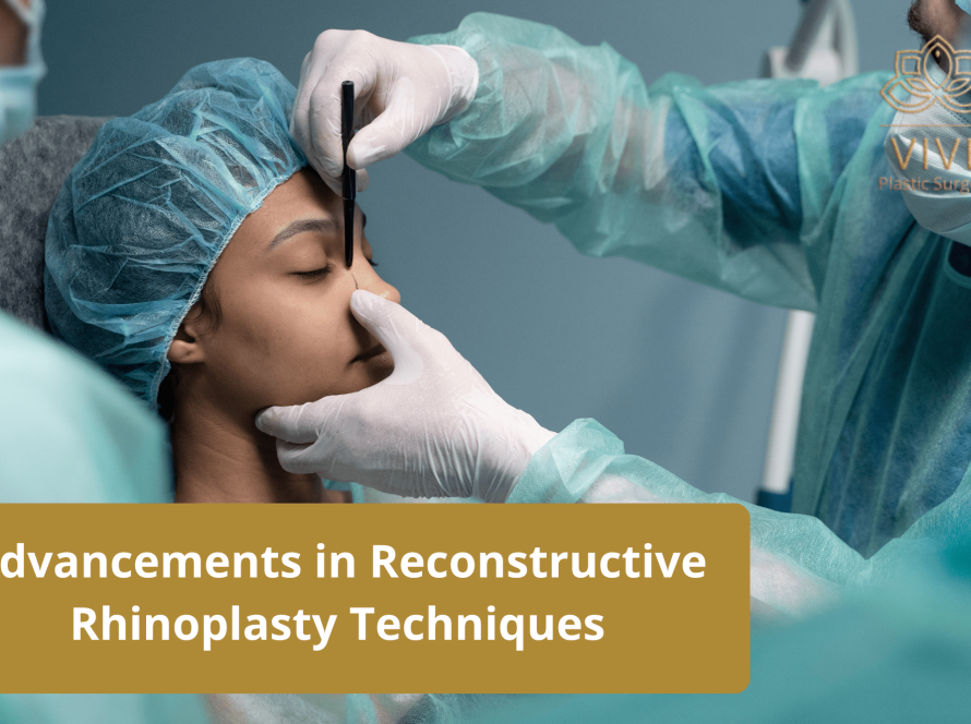Surgeon marking a patient’s nose before reconstructive rhinoplasty at Vive Plastic Surgery, Tijuana.